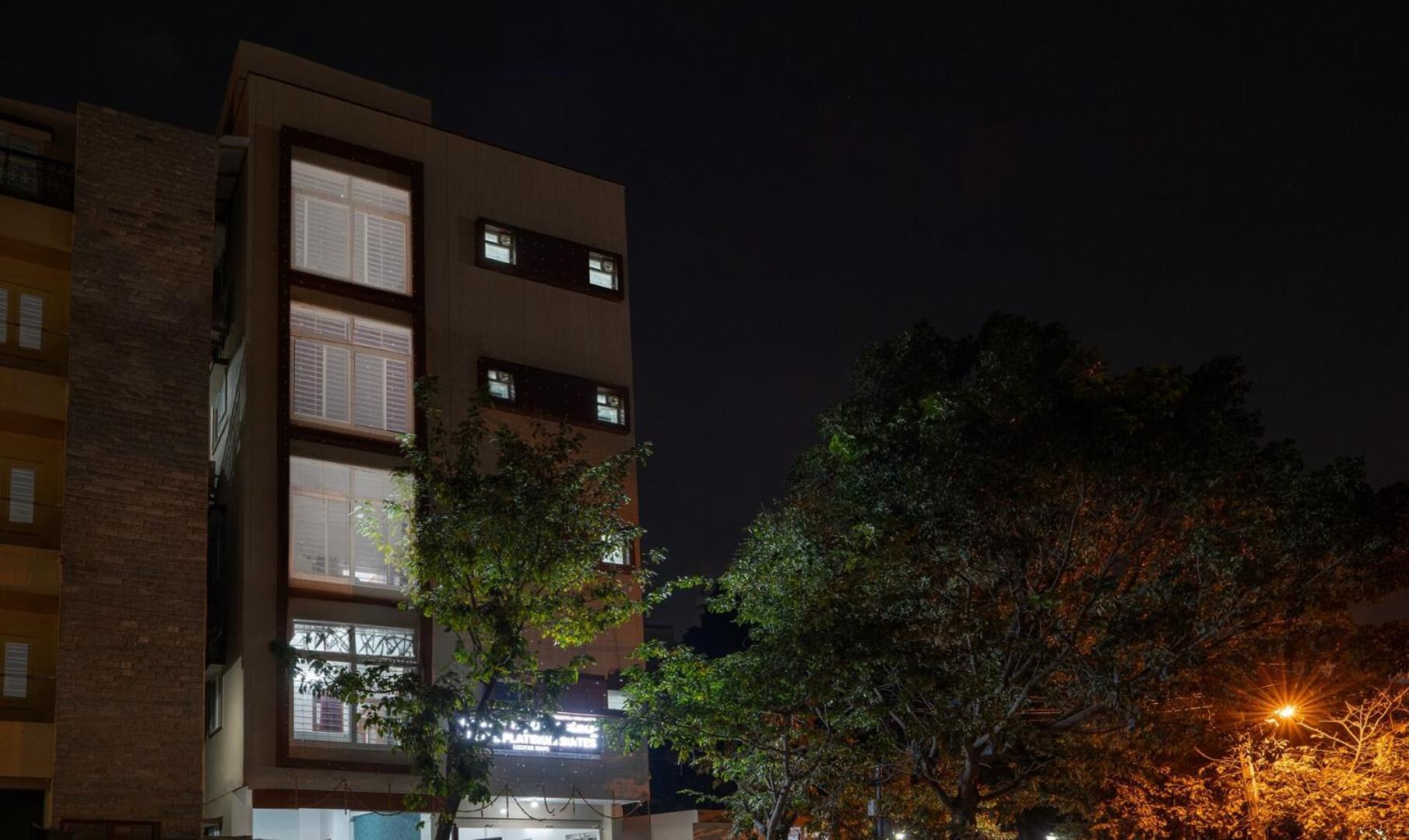 Hotel Royal Platinum 班加罗尔 外观 照片