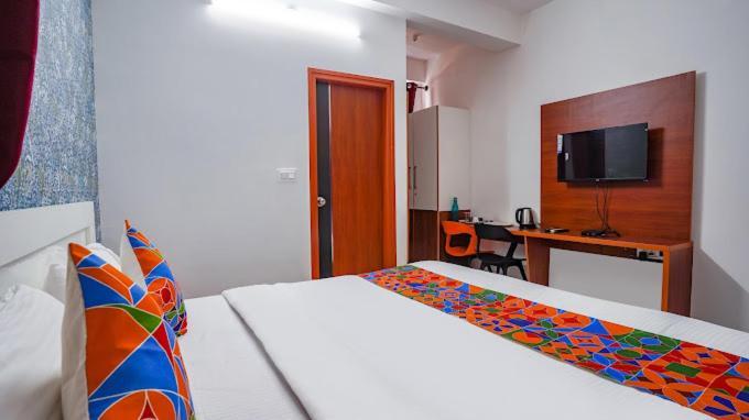 Hotel Royal Platinum 班加罗尔 外观 照片