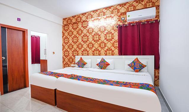 Hotel Royal Platinum 班加罗尔 外观 照片